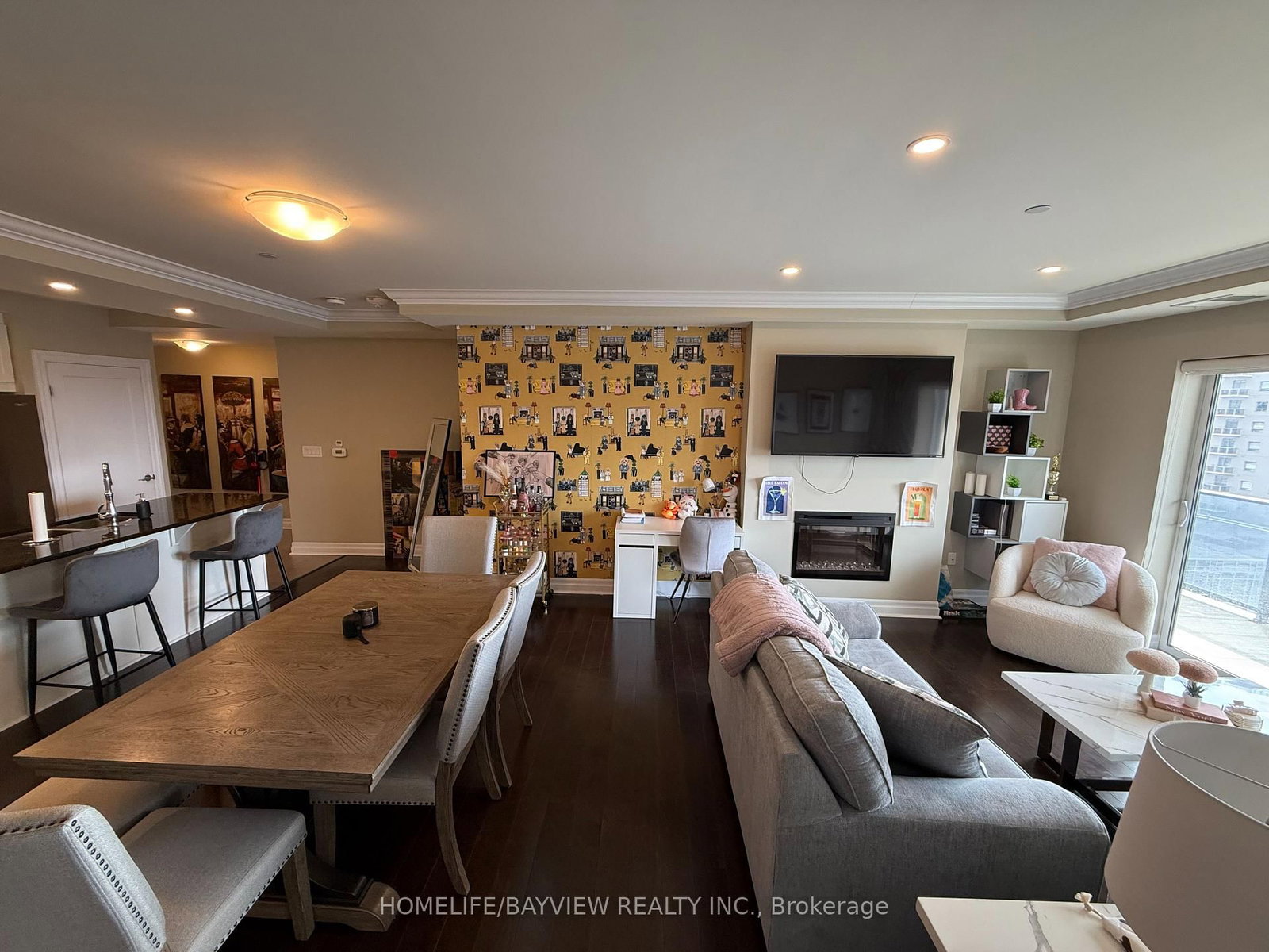 505 Talbot Street, Unit 910 - Photo 9