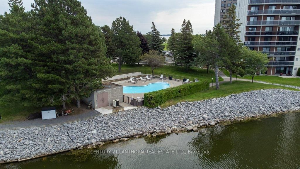 2 South Front Street, Unit 204 - Photo 31