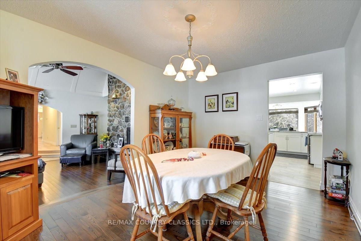 Detached House for sale at 37 Golfview Drive, Bancroft, Ontario, K0L 1C0 - Bancroft Ward - MLS: X12823160