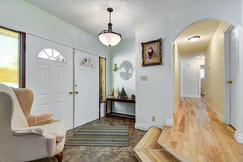 37 Golfview Dr, Bancroft, K0L 1C0 | Image 3