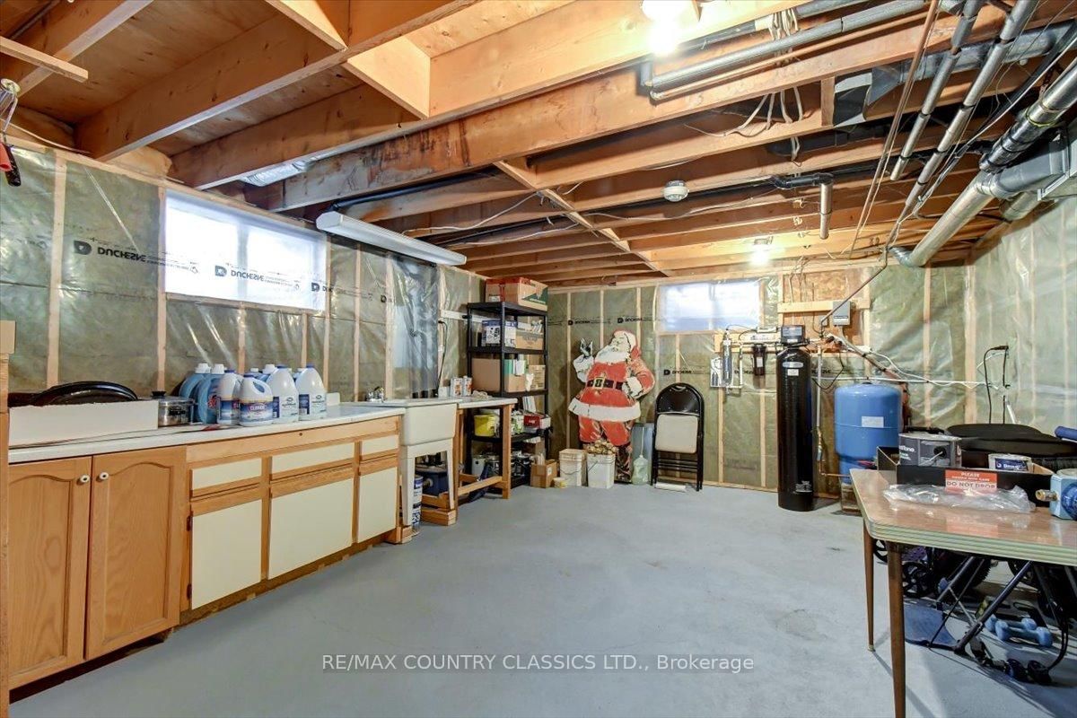 Detached House for sale at 37 Golfview Drive, Bancroft, Ontario, K0L 1C0 - Bancroft Ward - MLS: X12823160