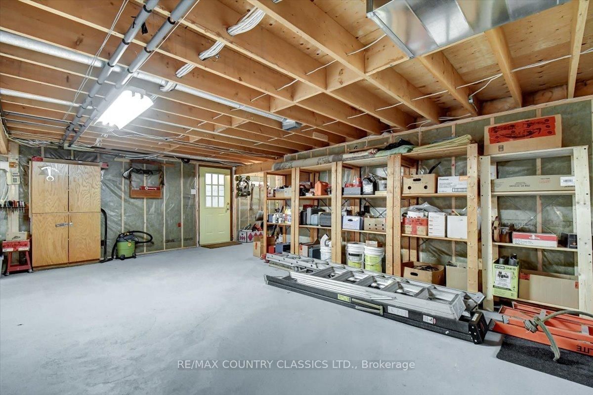 Detached House for sale at 37 Golfview Drive, Bancroft, Ontario, K0L 1C0 - Bancroft Ward - MLS: X12823160