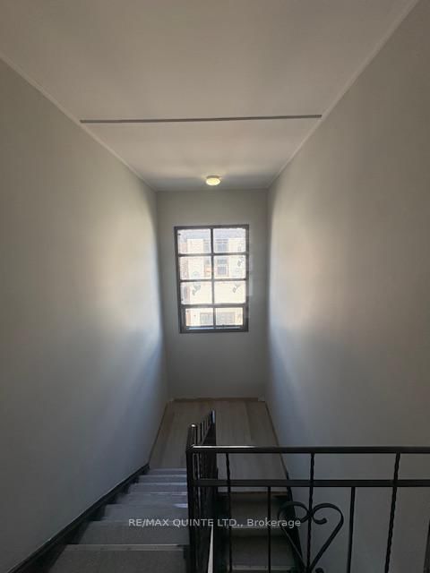 5 - 172 Queen Street