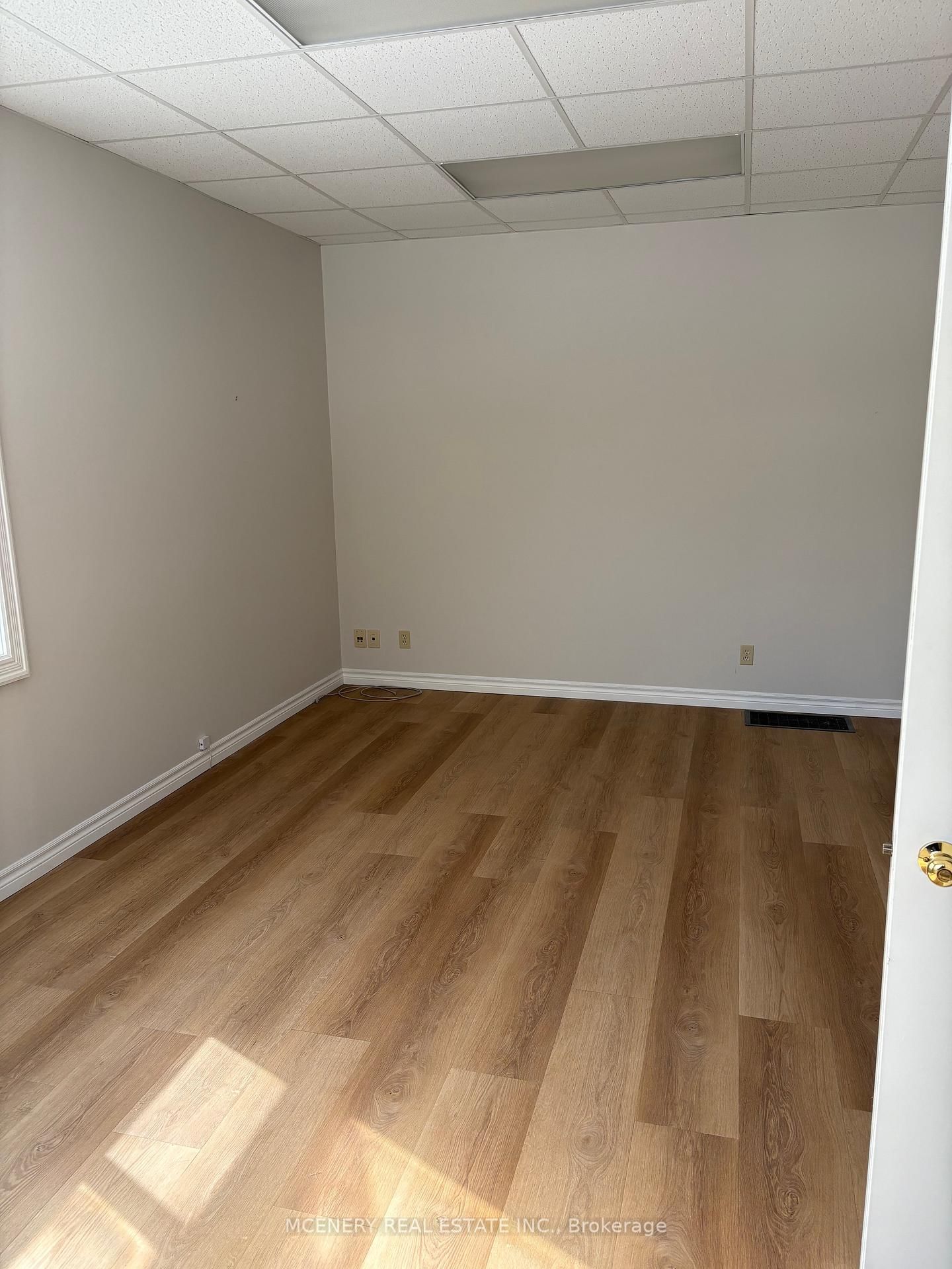 115 Trafalgar Road - Photo 8