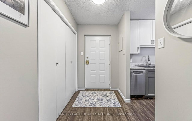 208 - 133 Ontario Street