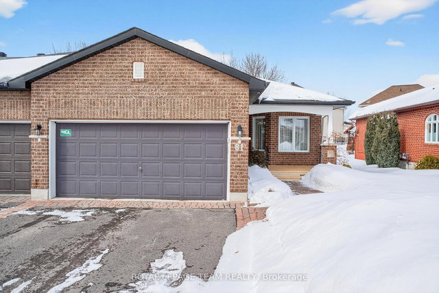 81 Waterthrush Crescent