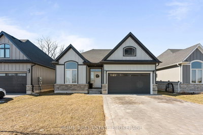 15 Compass Tr | Central Elgin | Image