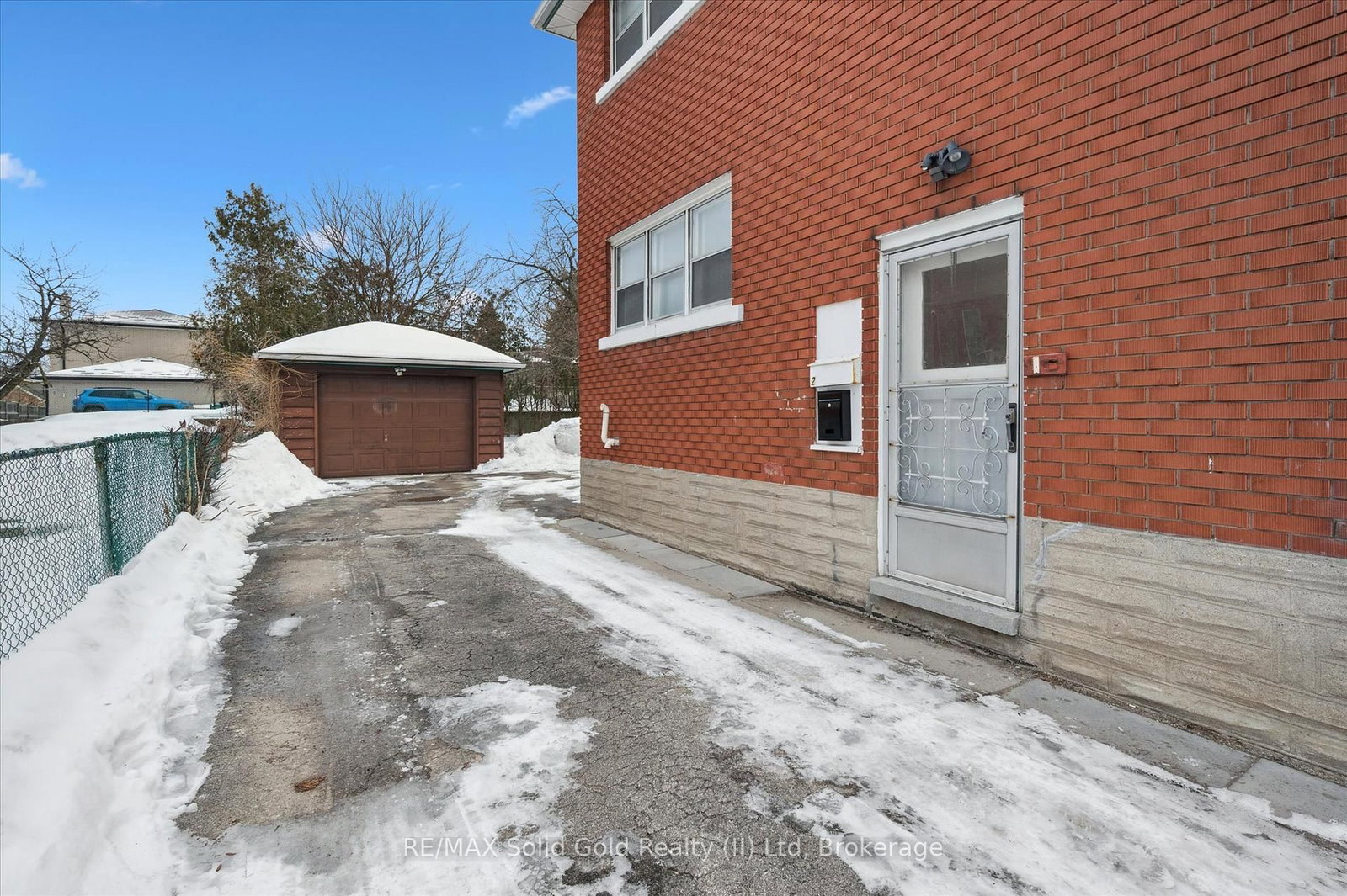 Semi-Detached House sold at 715 Frederick Street, Kitchener, Ontario, N2B 2B3 - MLS: X12823976