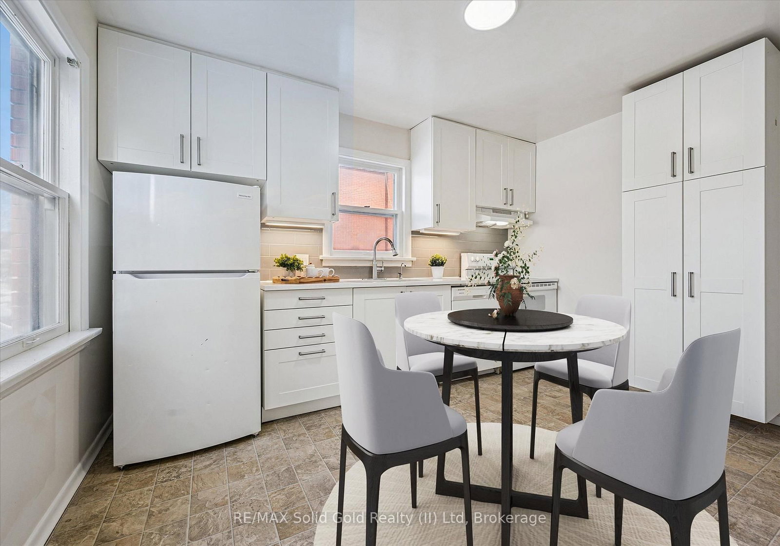 Semi-Detached House sold at 715 Frederick Street, Kitchener, Ontario, N2B 2B3 - MLS: X12823976