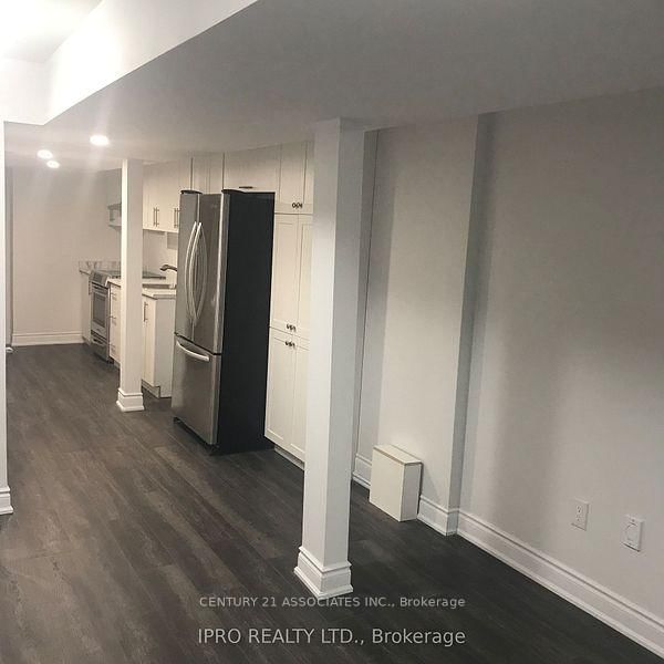 8 Stillwater Crescent, Unit Basement - Photo 15