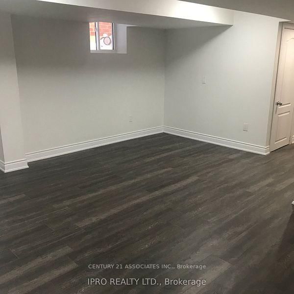 8 Stillwater Crescent, Unit Basement - Photo 16