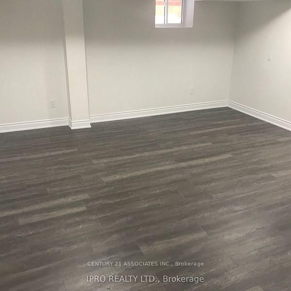 8 Stillwater Crescent, Unit Basement - Photo 17