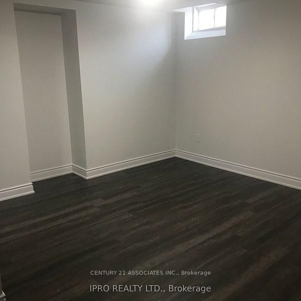 8 Stillwater Crescent, Unit Basement - Photo 4