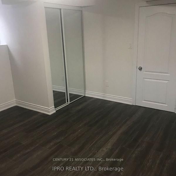 8 Stillwater Crescent, Unit Basement - Photo 8