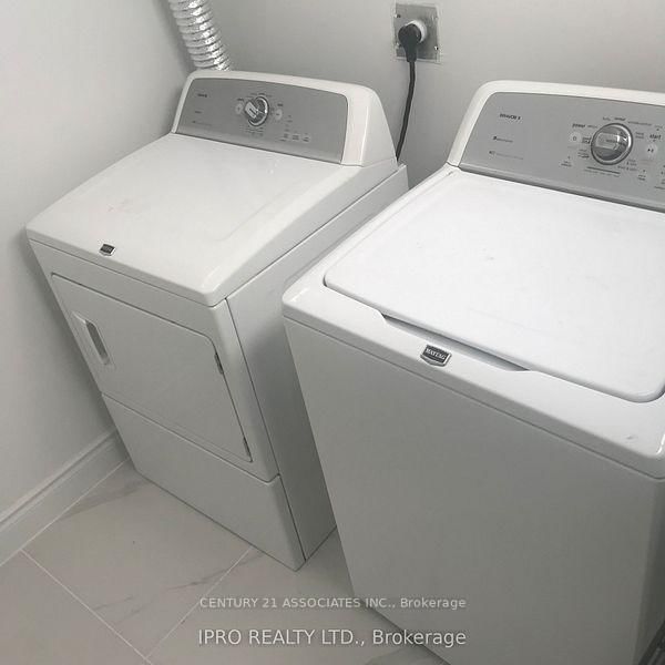 8 Stillwater Crescent, Unit Basement - Photo 9