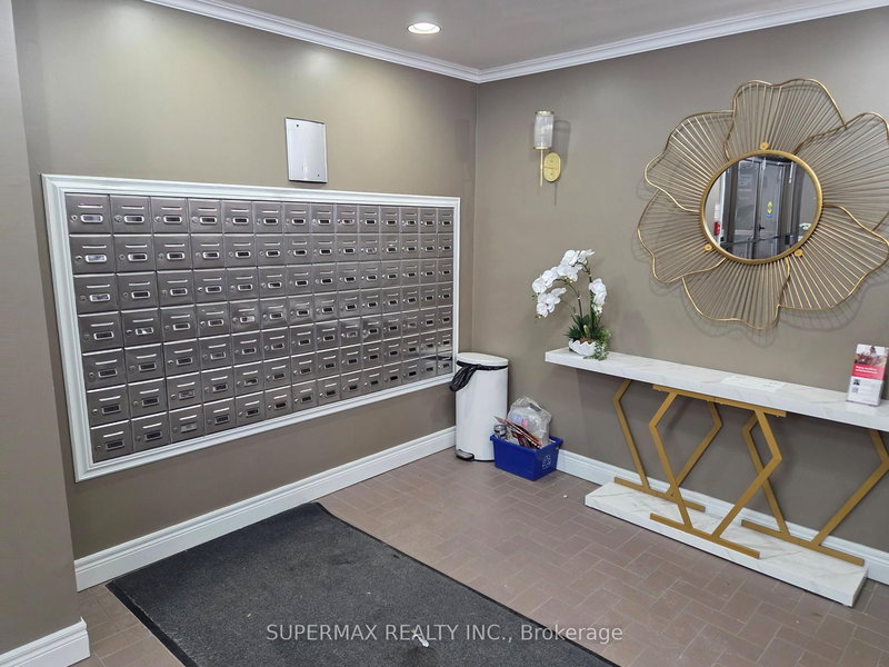 1008 - 858 COMMISSIONERS Rd, London South, N6C 5Y5 | Image 3