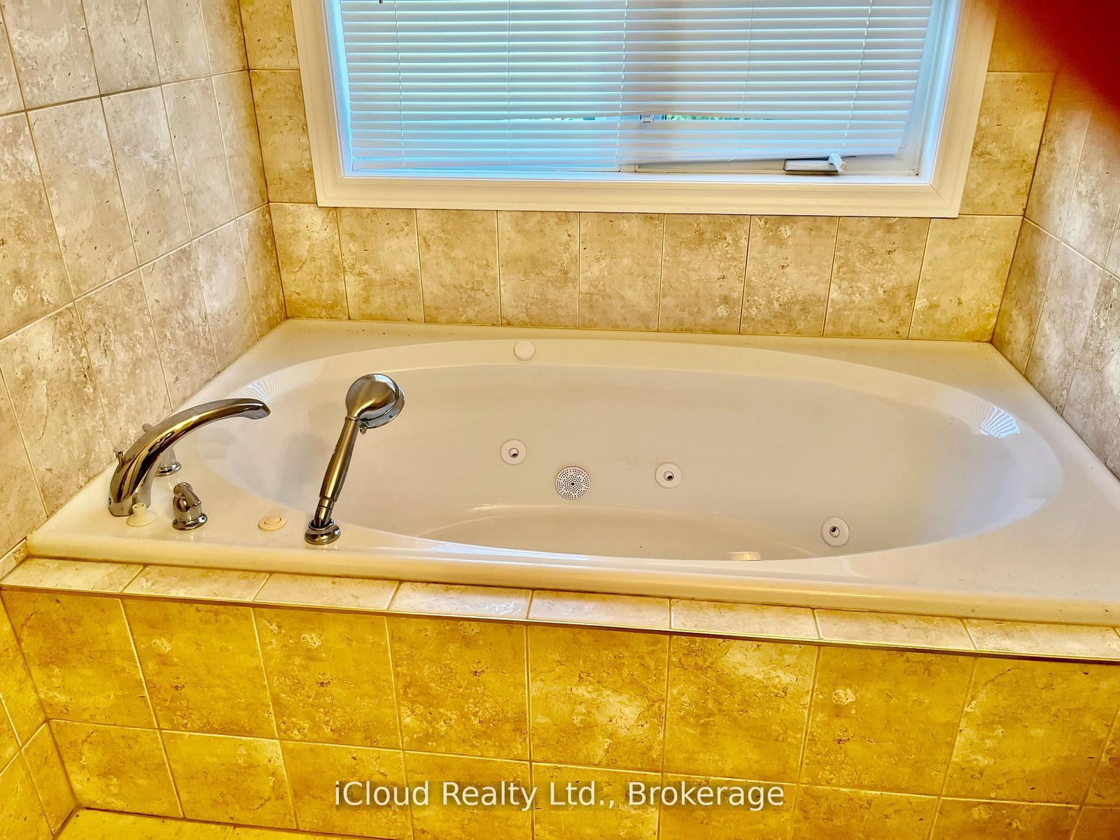 782 Brentwood Drive • Saugeen Shores, ON photo 18