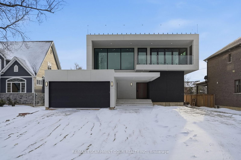 36 Windemere Rd, Hamilton, L8E 5G5 | Image 2