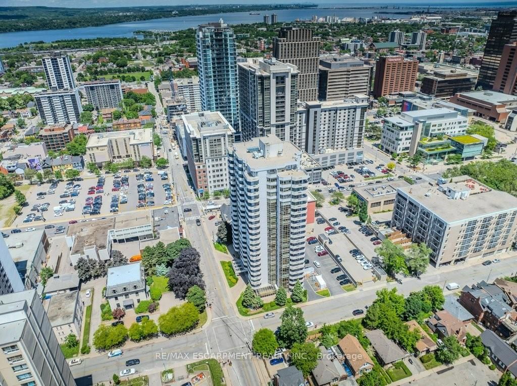 Condo for sale at 302 (B)-67 Caroline Street, Hamilton, Ontario, L8P 3K6 - Durand - MLS: X12824842