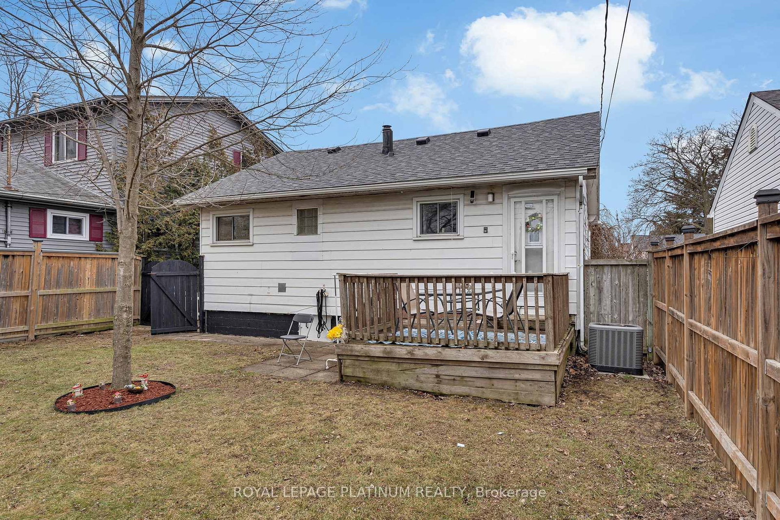 Listing Image 7