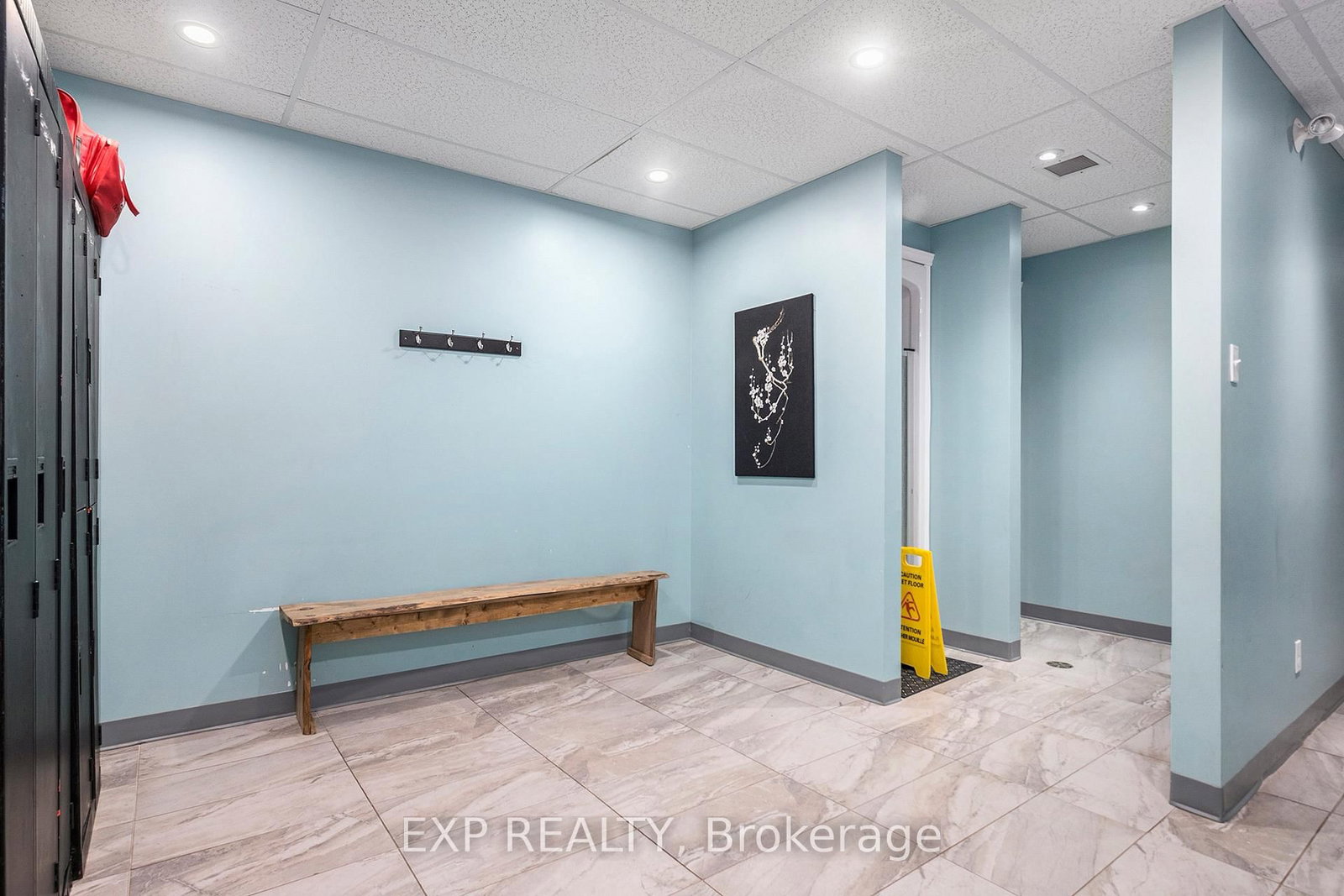 511 Lacolle Way, Unit lower - Photo 12