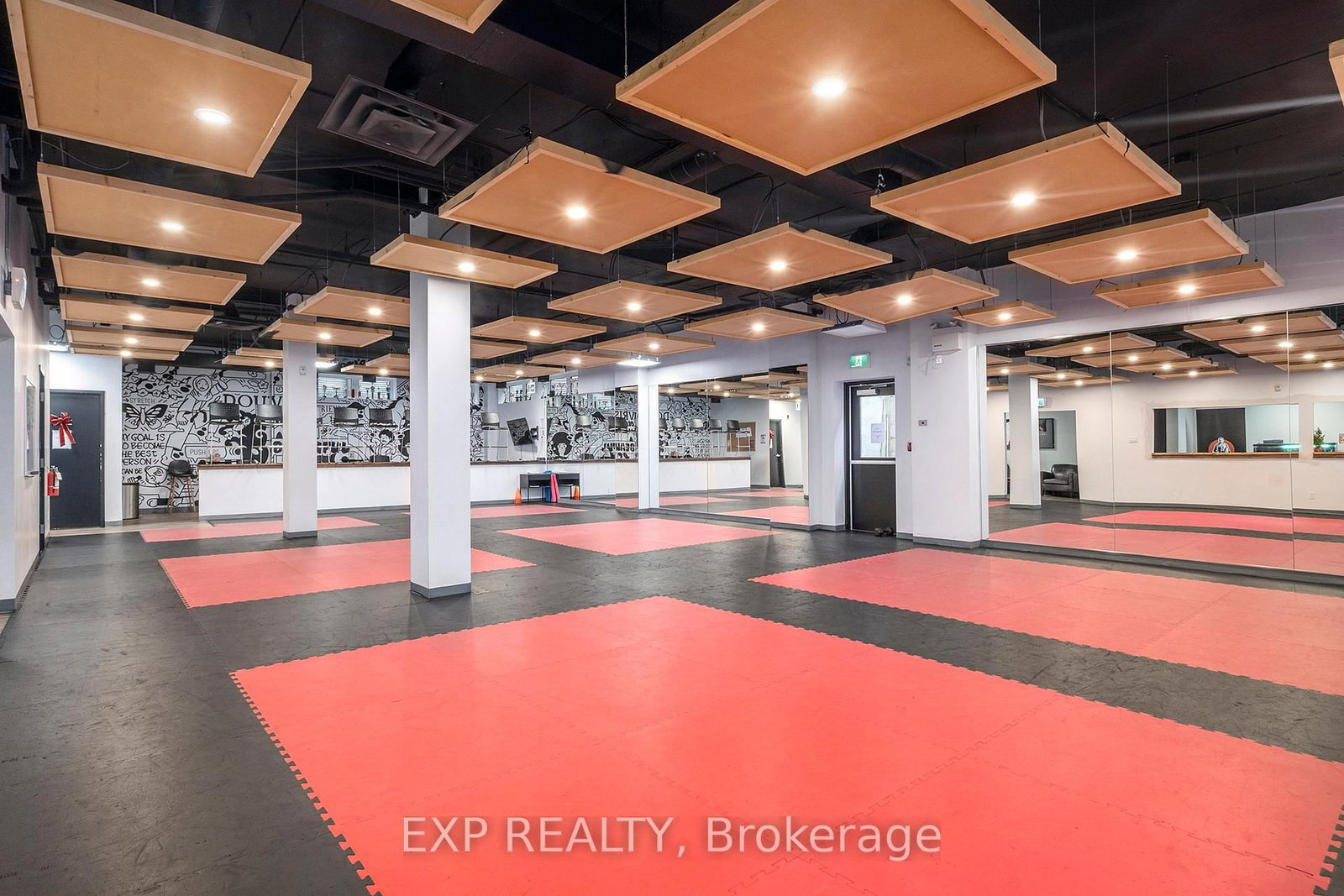 511 Lacolle Way, Unit lower - Photo 9