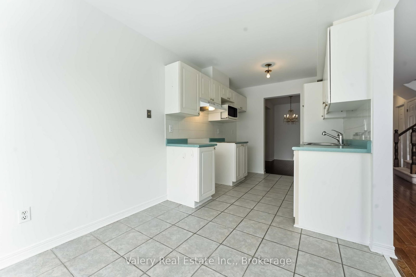 Townhouse for sale at 62 Astoria Crescent, Ottawa, Ontario, K2G 6E7 - Barrhaven East - MLS: X12825364