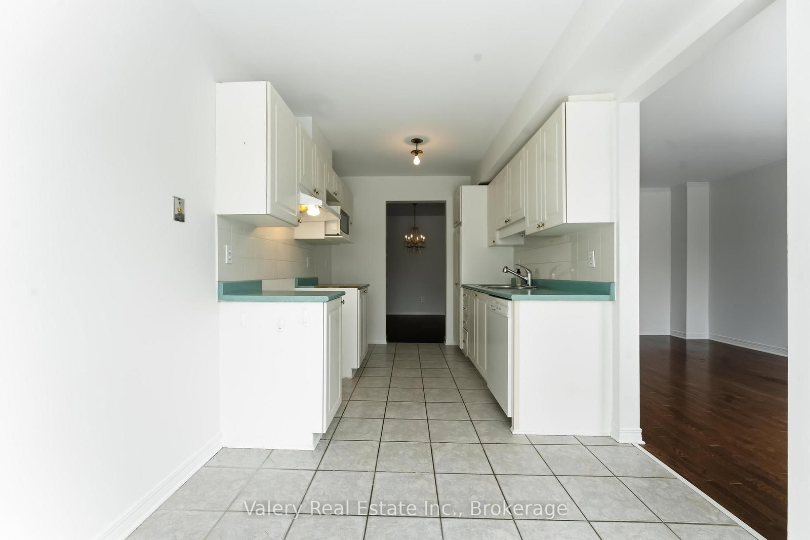 Townhouse for sale at 62 Astoria Crescent, Ottawa, Ontario, K2G 6E7 - Barrhaven East - MLS: X12825364