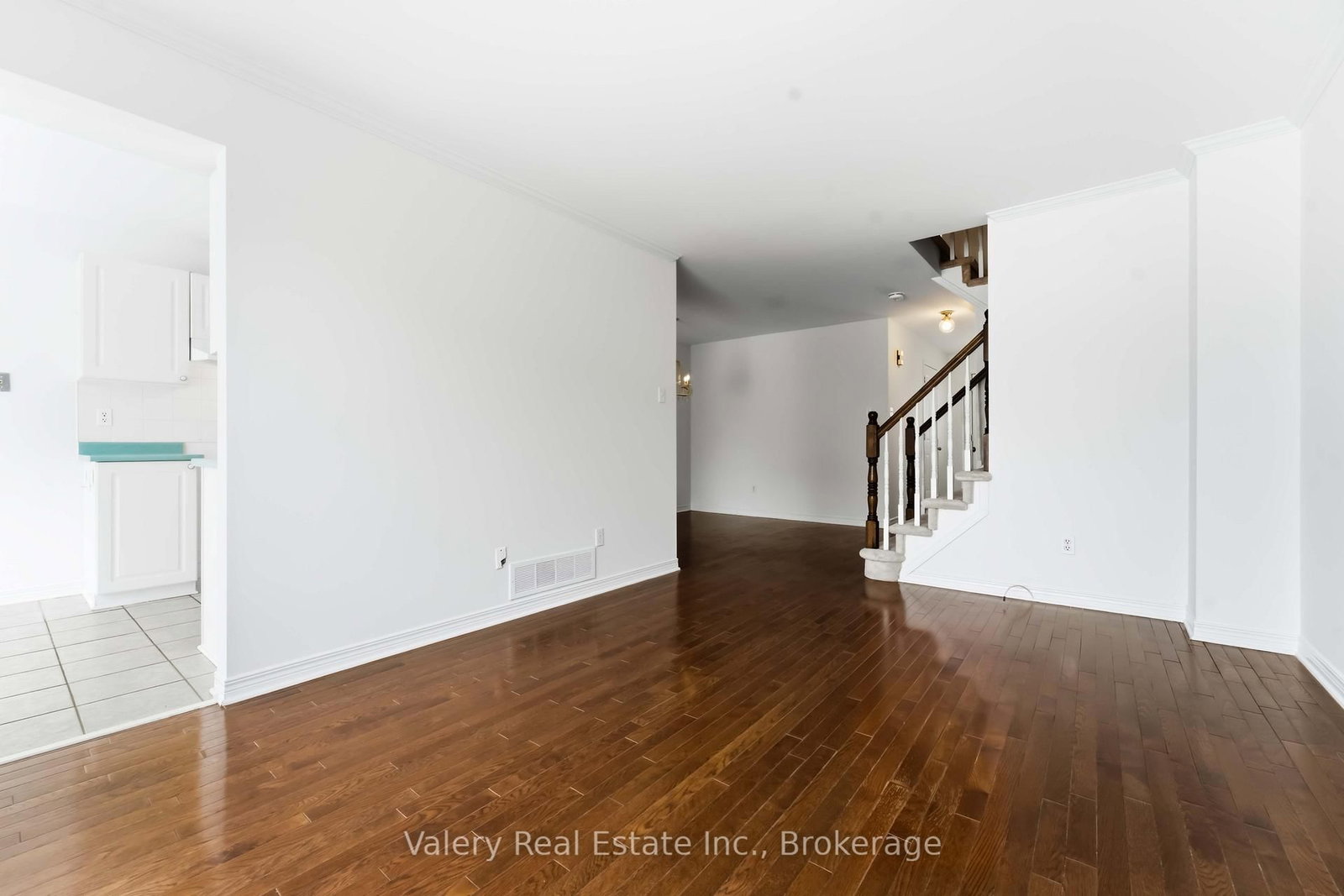 Townhouse for sale at 62 Astoria Crescent, Ottawa, Ontario, K2G 6E7 - Barrhaven East - MLS: X12825364