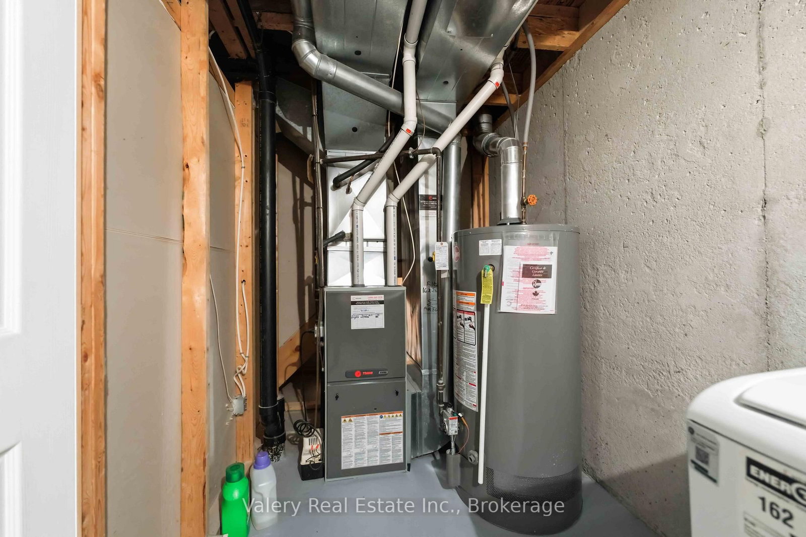 Townhouse for sale at 62 Astoria Crescent, Ottawa, Ontario, K2G 6E7 - Barrhaven East - MLS: X12825364