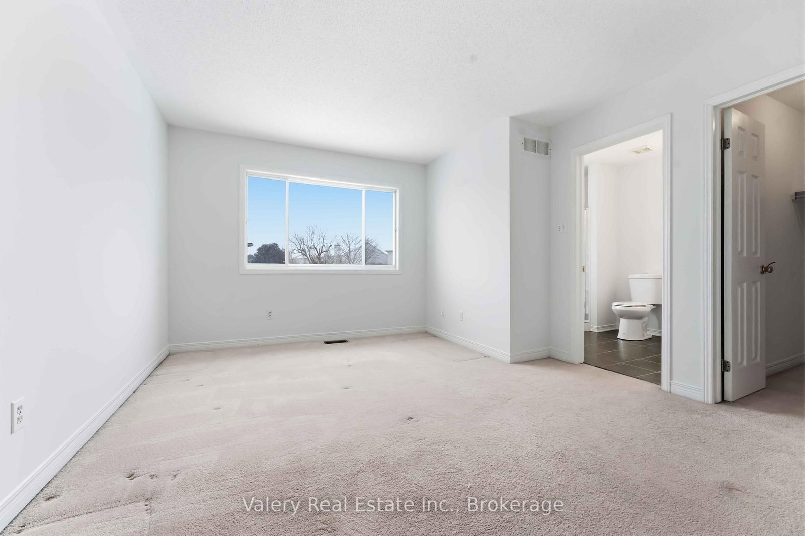 Townhouse for sale at 62 Astoria Crescent, Ottawa, Ontario, K2G 6E7 - Barrhaven East - MLS: X12825364