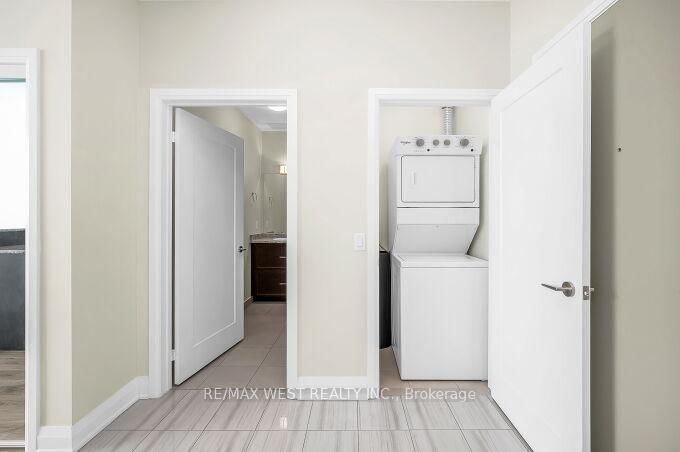 16 Concord Place, Unit 615 - Photo 25