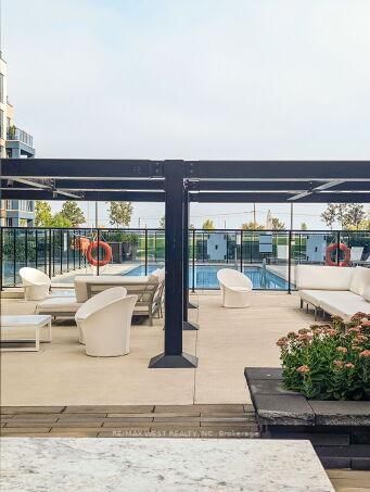 16 Concord Place, Unit 615 - Photo 34