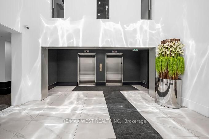 16 Concord Place, Unit 615 - Photo 6