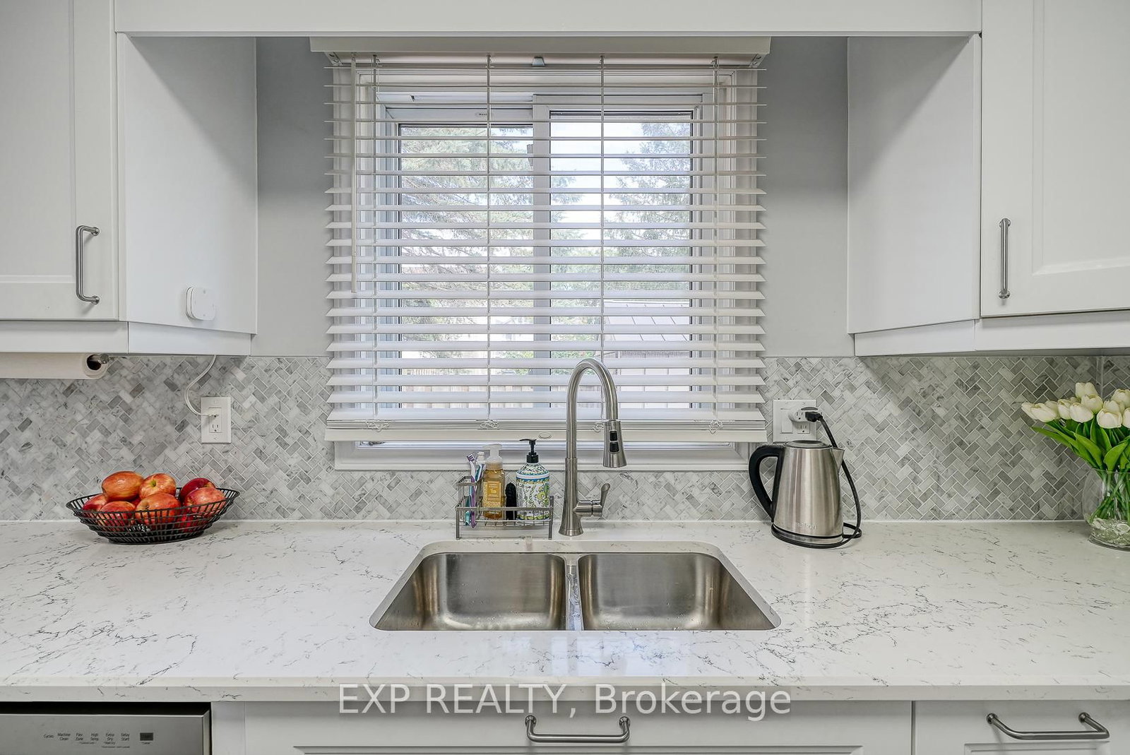 Townhouse for sale at 186-230 Clarke Road, London East, Ontario, N5W 5P8 - East I - MLS: X12825760