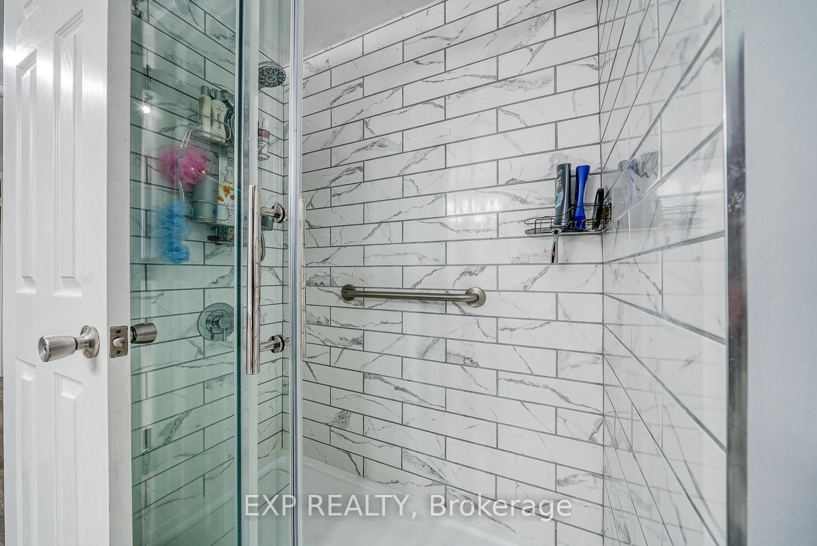 Townhouse for sale at 186-230 Clarke Road, London East, Ontario, N5W 5P8 - East I - MLS: X12825760