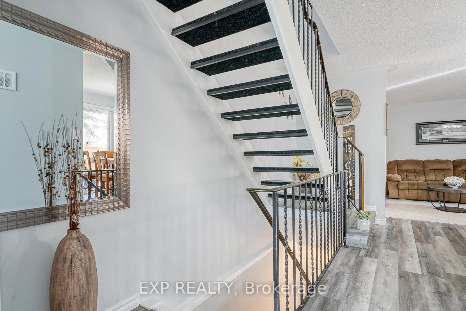 Townhouse for sale at 186-230 Clarke Road, London East, Ontario, N5W 5P8 - East I - MLS: X12825760