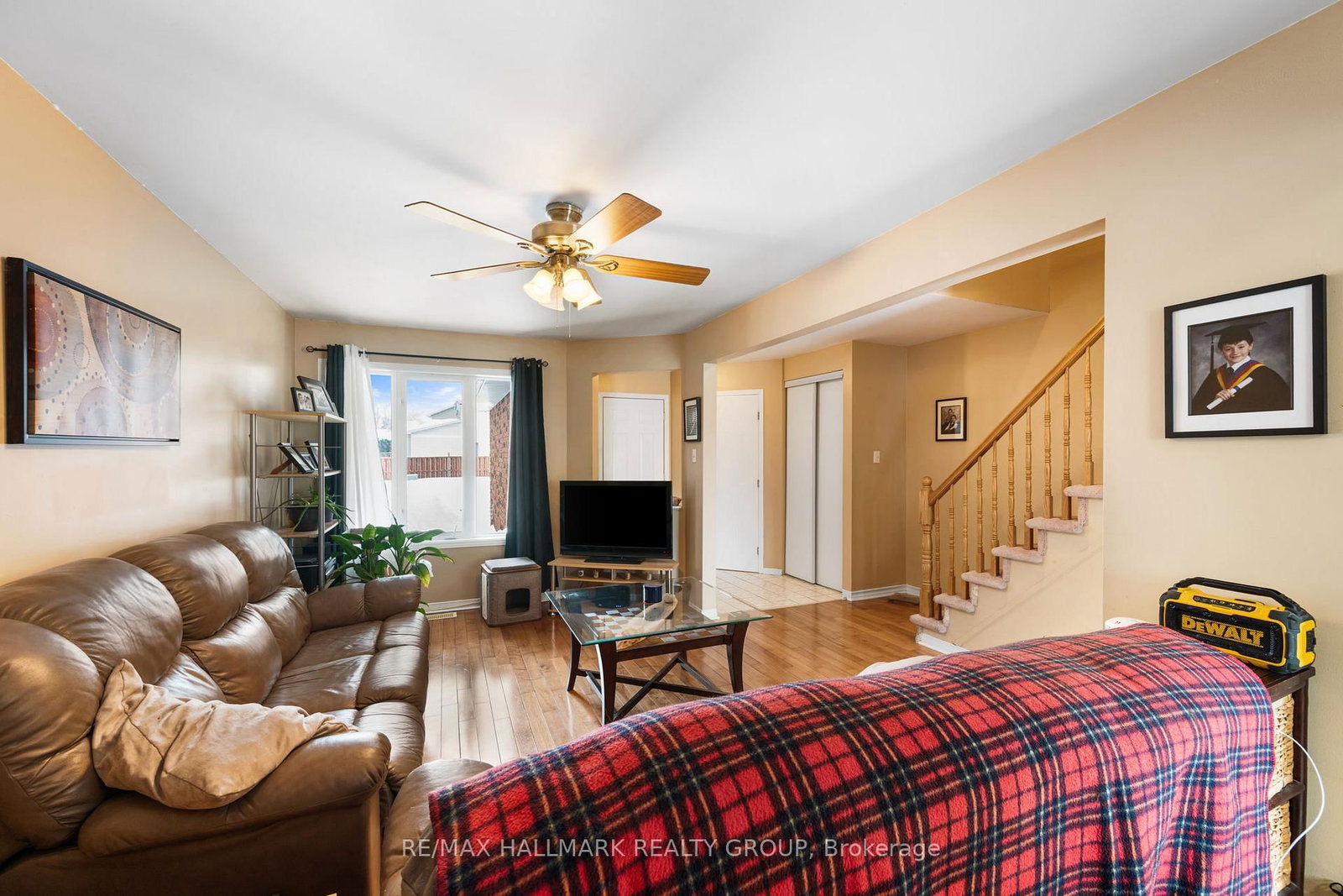 Townhouse for sale at 857 Nesting Way, Ottawa, Ontario, K4A 3X3 - Fallingbrook/Gardenway South - MLS: X12825792