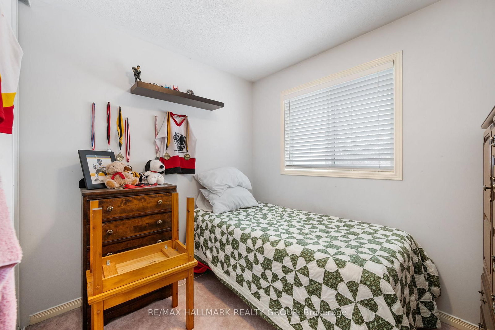 Townhouse for sale at 857 Nesting Way, Ottawa, Ontario, K4A 3X3 - Fallingbrook/Gardenway South - MLS: X12825792