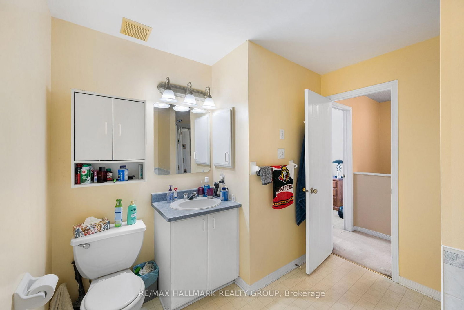 Townhouse for sale at 857 Nesting Way, Ottawa, Ontario, K4A 3X3 - Fallingbrook/Gardenway South - MLS: X12825792