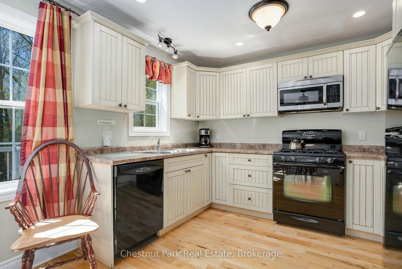 1052 RAT BAY Road • #107-3 • Lake of Bays, ON photo 11
