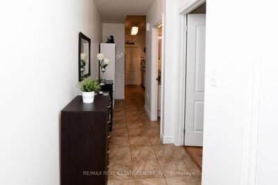 60 Natalia Avenue • #2 • Hamilton, ON photo 3