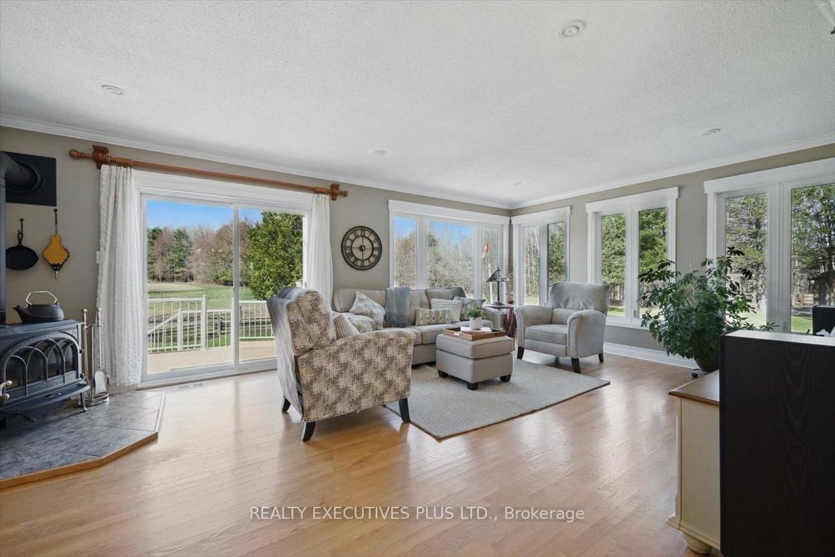 2935 Baseline Road • Clarence-Rockland, ON photo 12