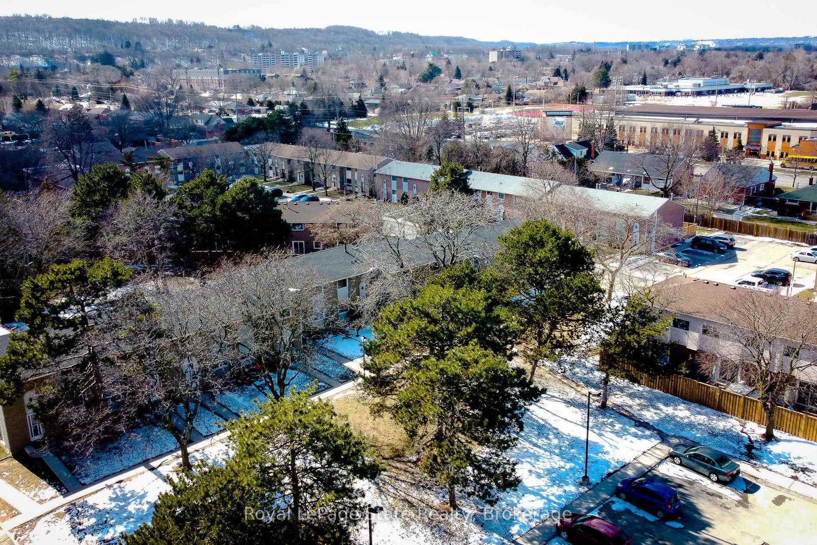 Townhouse for sale at 65-151 Gateshead Crescent, Hamilton, Ontario, L8G 3W1 - Stoney Creek - MLS: X12825974