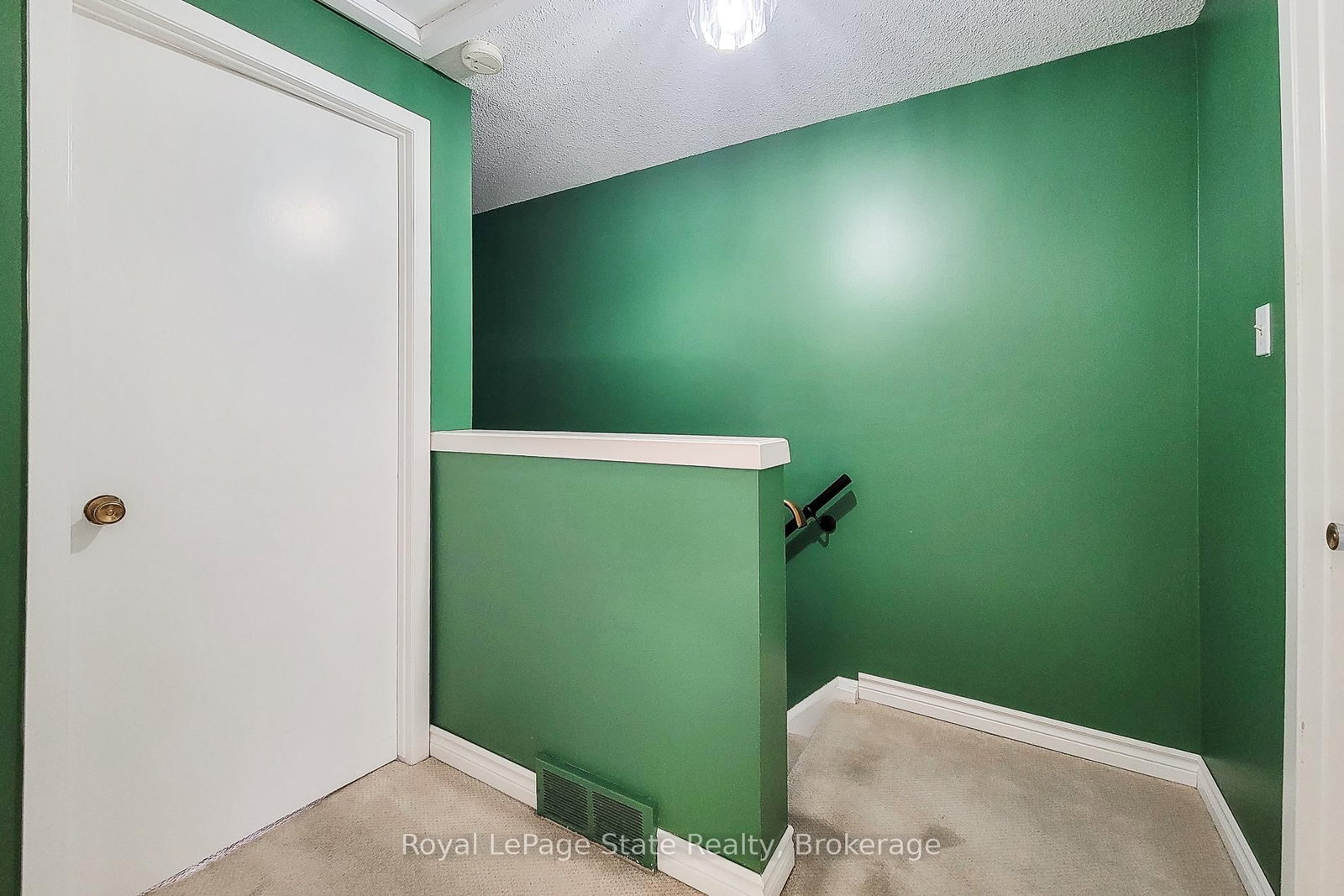 Townhouse for sale at 65-151 Gateshead Crescent, Hamilton, Ontario, L8G 3W1 - Stoney Creek - MLS: X12825974