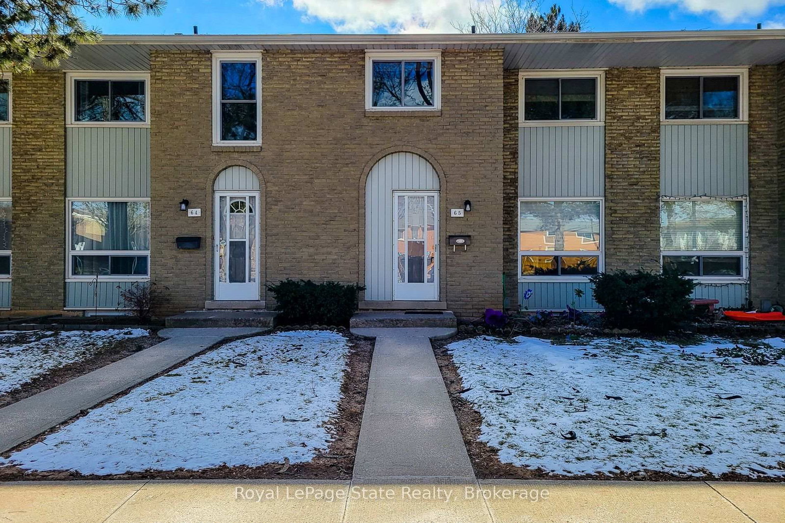 Townhouse for sale at 65-151 Gateshead Crescent, Hamilton, Ontario, L8G 3W1 - Stoney Creek - MLS: X12825974