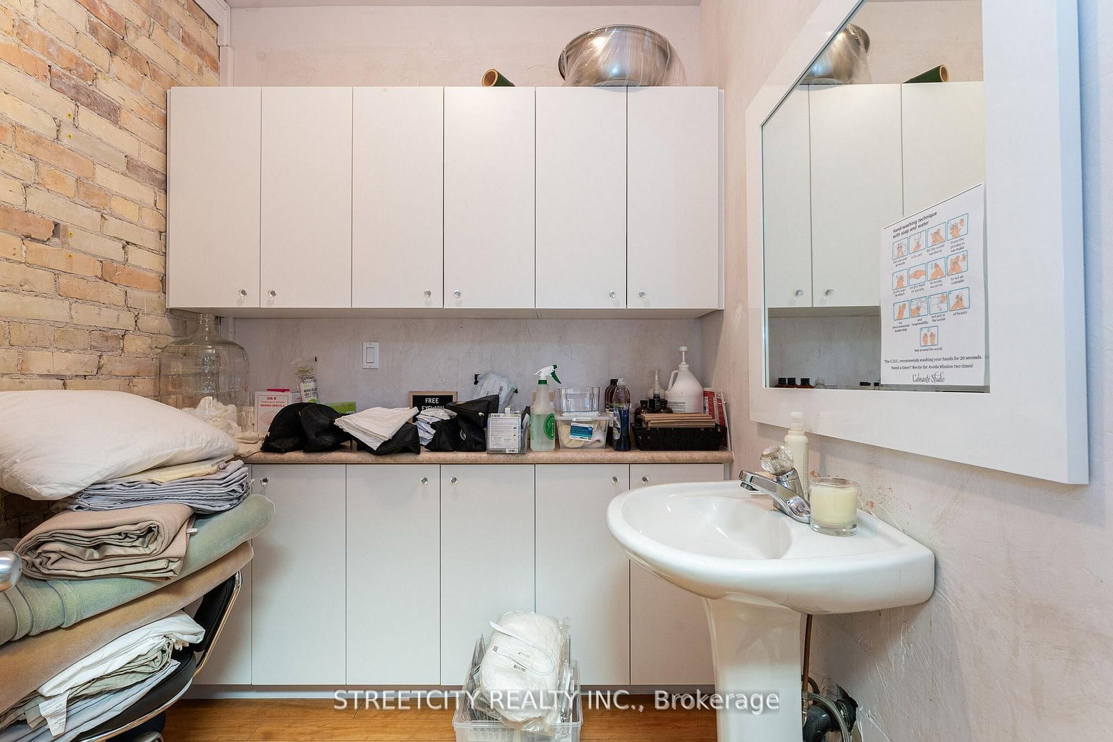 206 Main Street - Photo 24