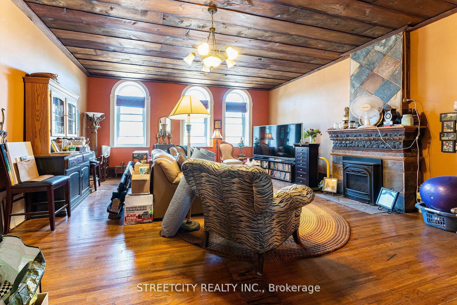 206 Main Street - Photo 9