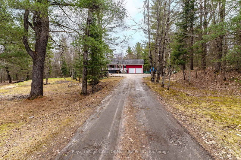 1039 Falkenburg Rd, Bracebridge, P1L 1X4 | Image 2