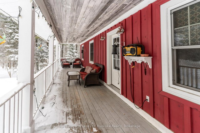 1039 Falkenburg Road